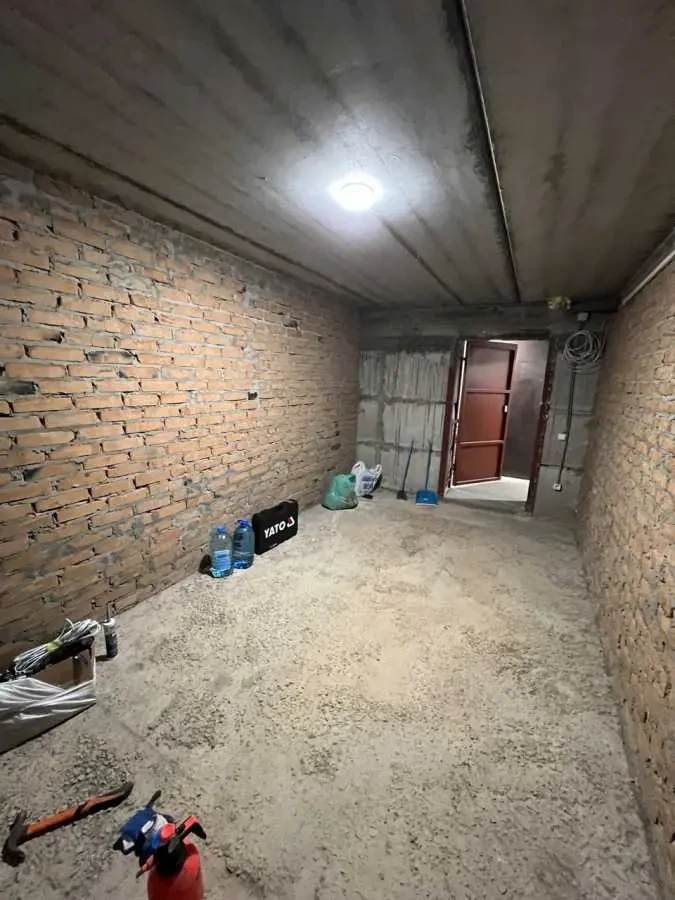 склади Бучанський, Святопетрівське, Святомихайлівська 13 5