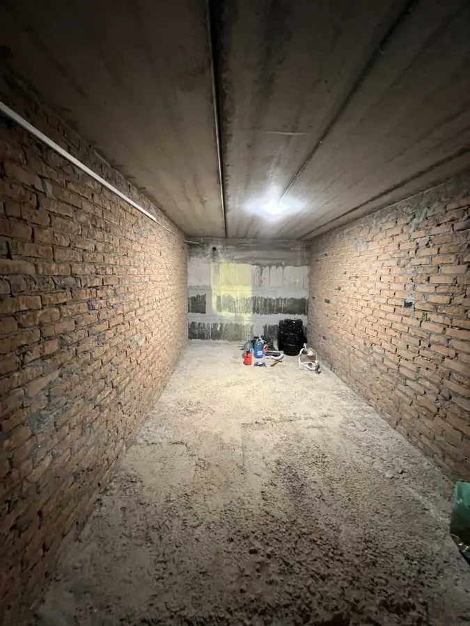 склади Бучанський, Святопетрівське, Святомихайлівська 13 4