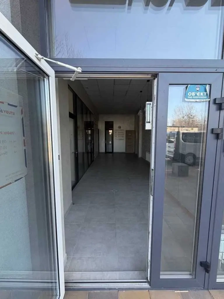 приміщення, будівлі Бучанський, Вишневе, Ломоносова 40 3