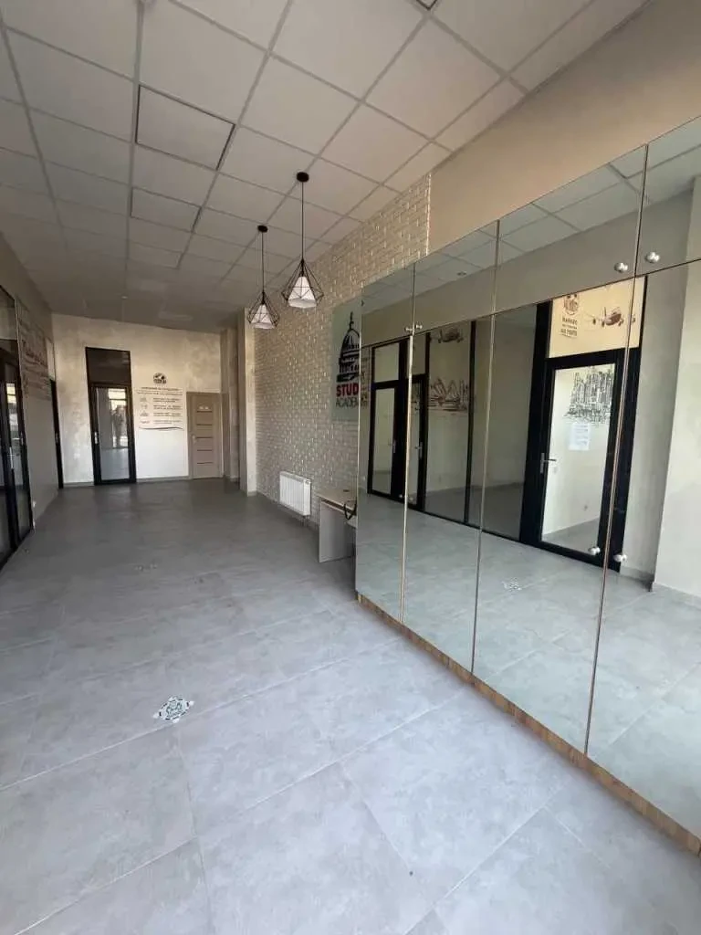 приміщення, будівлі Бучанський, Вишневе, Ломоносова 40 5