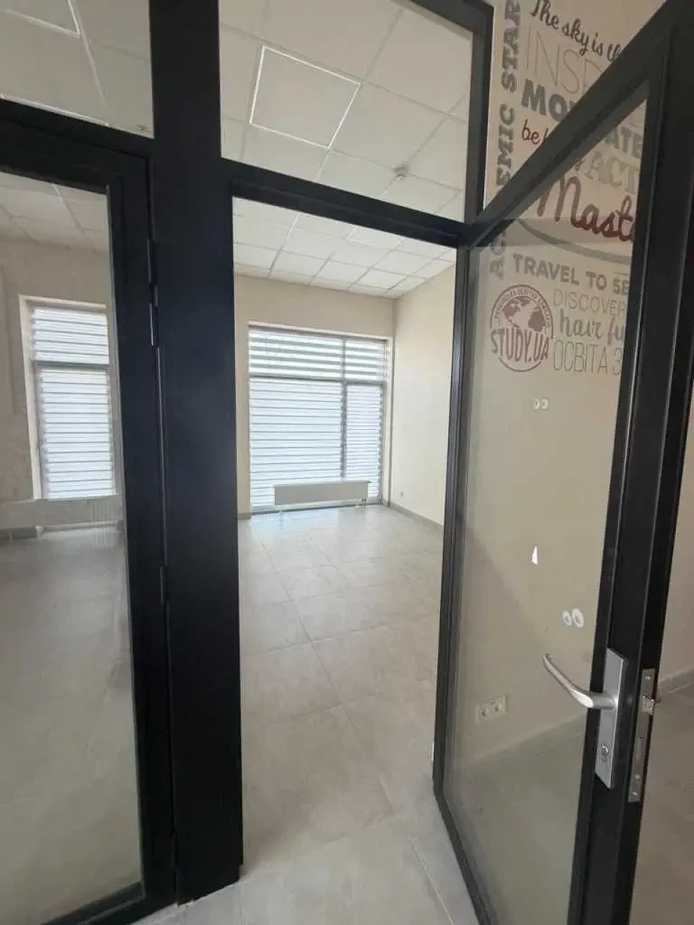 приміщення, будівлі Бучанський, Вишневе, Ломоносова 40 8