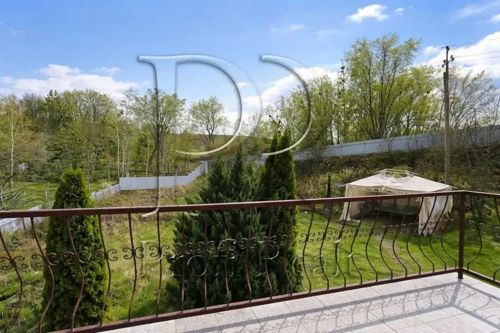 4-к дача Обухівський, Підгірці, Садова вулиця 2