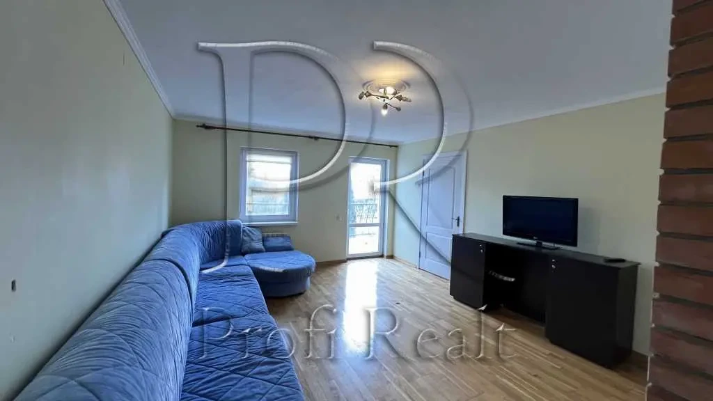 4-к дача Обухівський, Підгірці, Садова вулиця 9