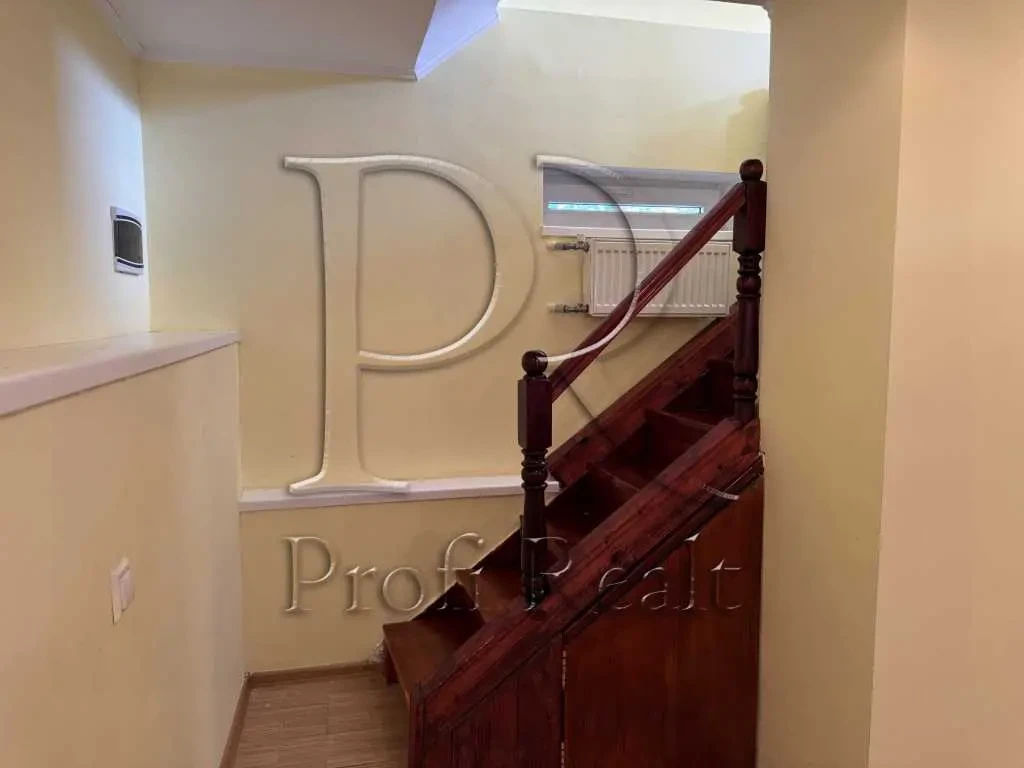 4-к дача Обухівський, Підгірці, Садова вулиця 14