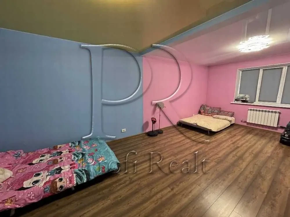 3-к будинок Броварський, Зазим`я, Зимня вулиця 10