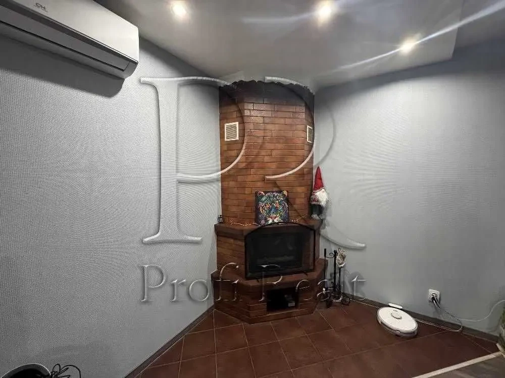 3-к будинок Броварський, Зазим`я, Зимня вулиця 15