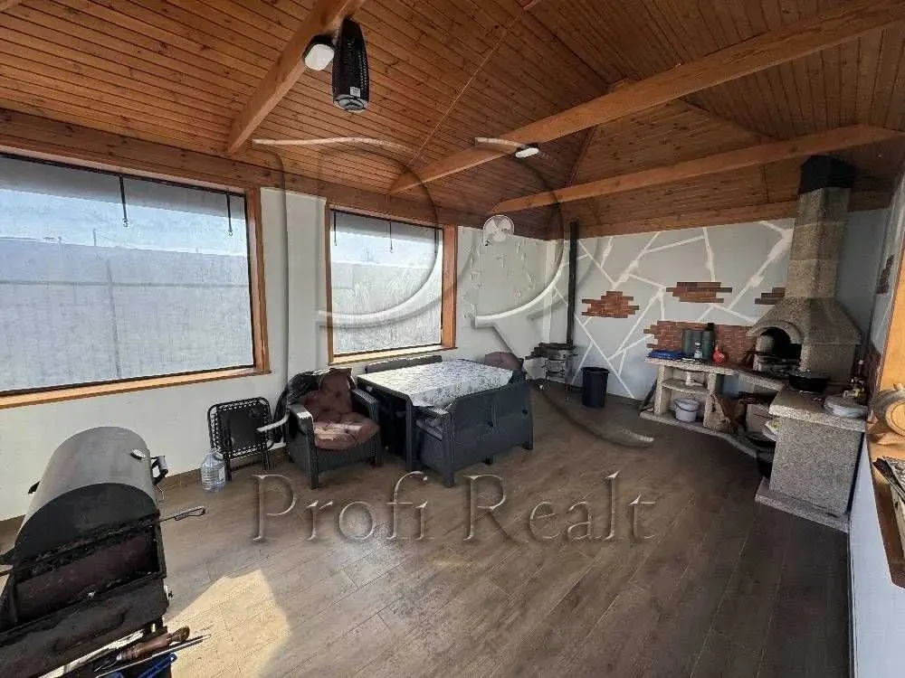 3-к будинок Броварський, Зазим`я, Зимня вулиця 17