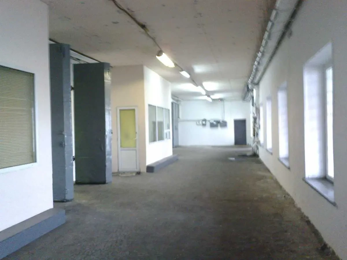 склади Київ, Дніпровський, Дарницька 2