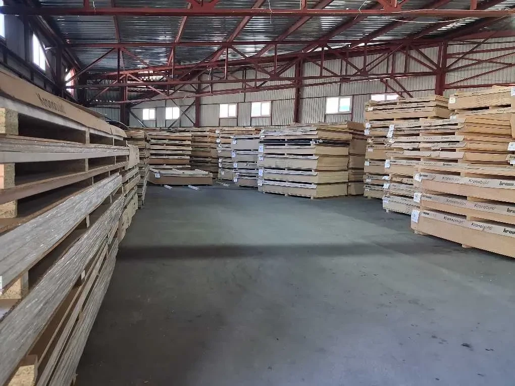 склади Київ, Дарницький, Здолбунівська 2