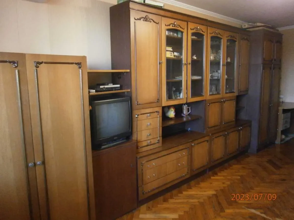 кімната Київ, Святошинський, Василя Стуса 2 3