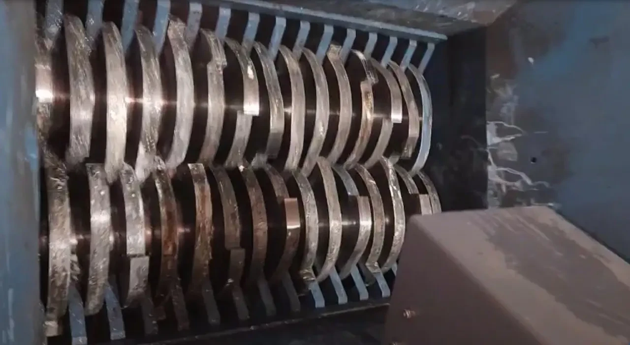 Промышленный шредер для металла Ecopolymer EZ 40 5