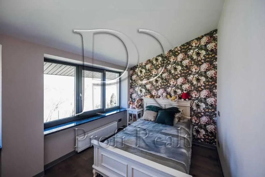 7-к будинок Обухівський, Підгірці, Озерна вулиця 18