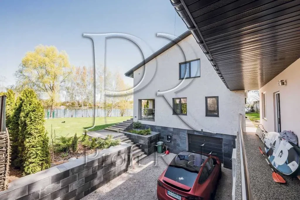 7-к будинок Обухівський, Підгірці, Озерна вулиця 20