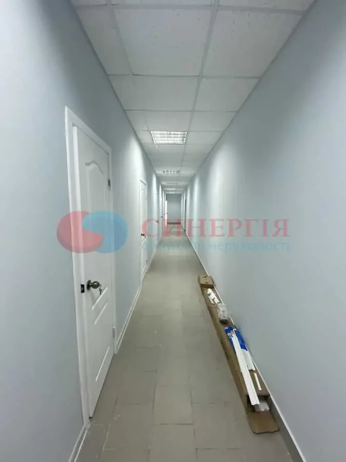 торгові площі Київ, Оболонський, Героїв Сталінграду 65 8