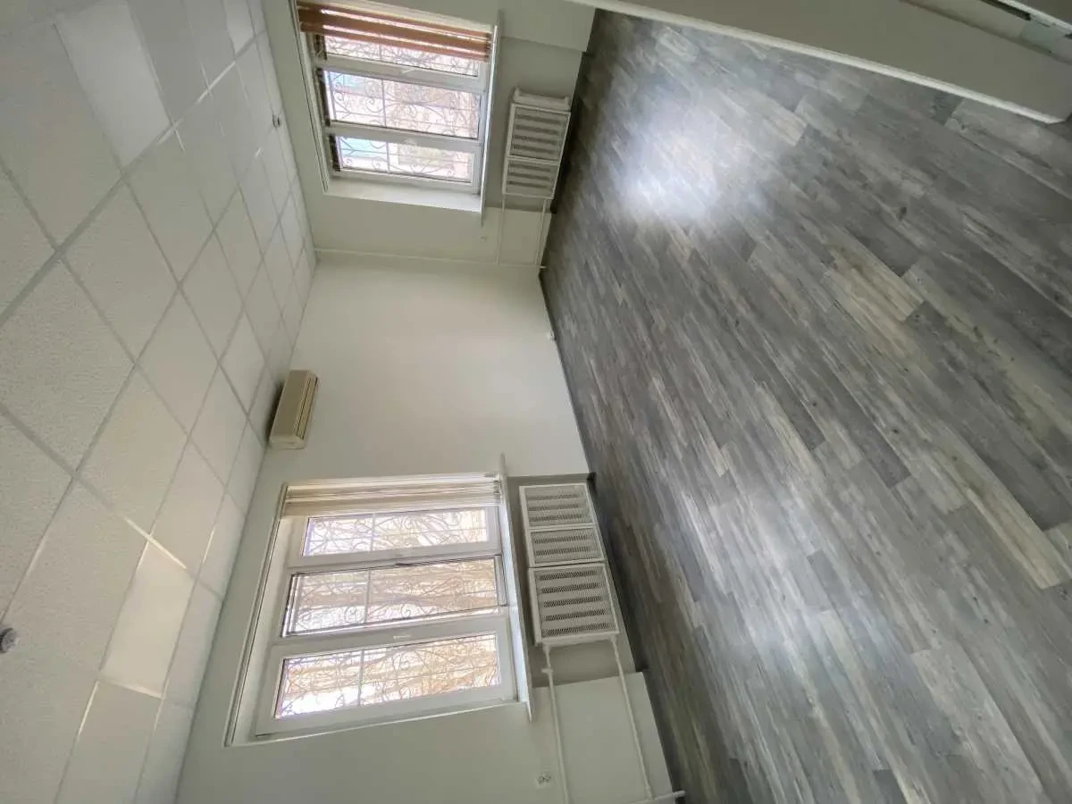 офісне приміщення Київ, Печерський, Дружби Народів 17/5 10