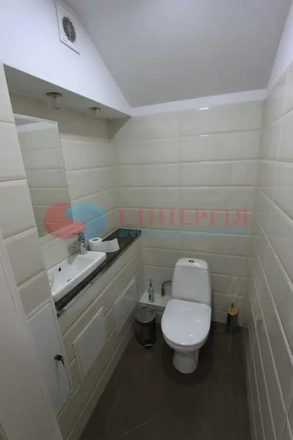 торгові площі Київ, Печерський, Кловський 7А 13