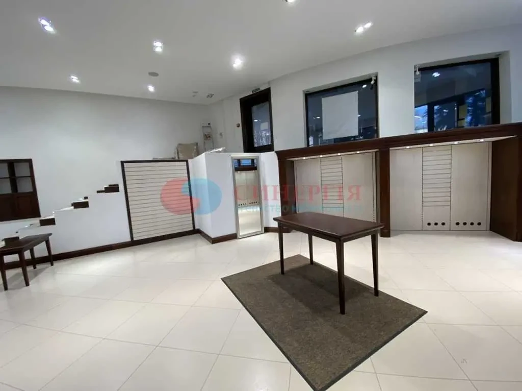 торгові площі Київ, Печерський, Кловський 7А 10