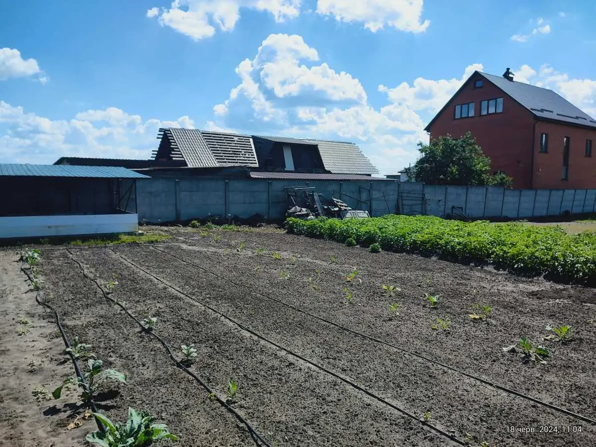 ділянка під житлову забудову Броварський, Погреби, Центральная 15