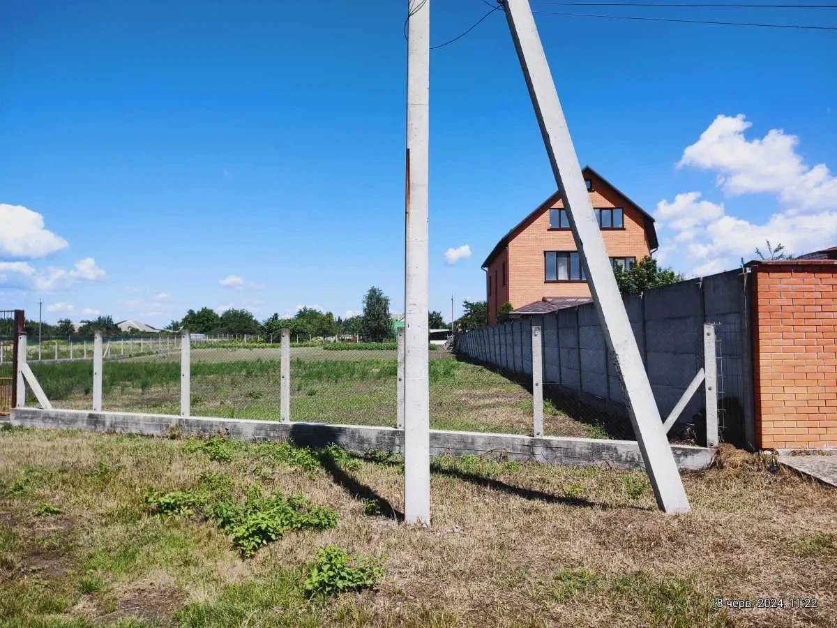 ділянка під житлову забудову Броварський, Погреби, Центральная 2