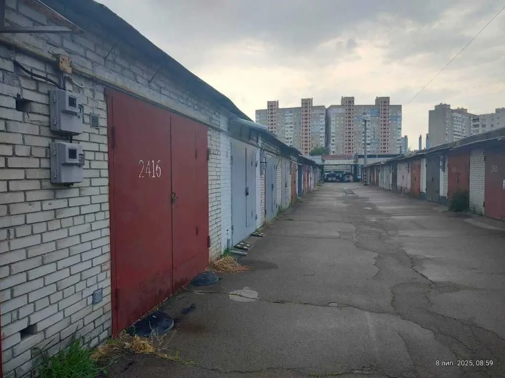 окремий гараж Київ, Деснянський, Радунська 3 3