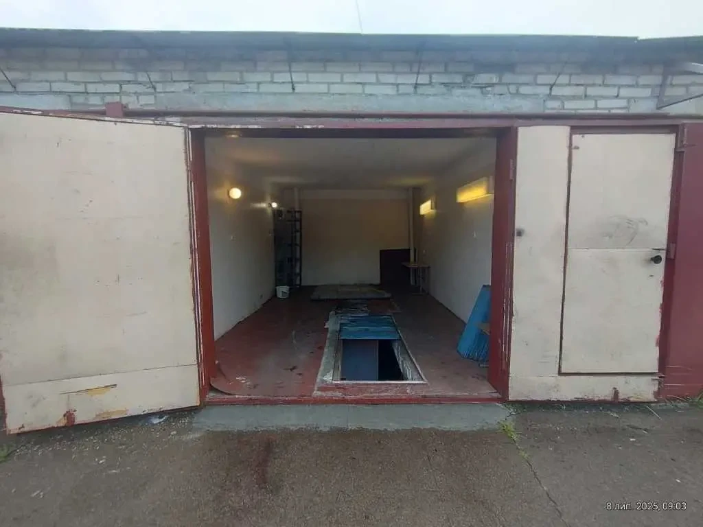 окремий гараж Київ, Деснянський, Радунська 3 10