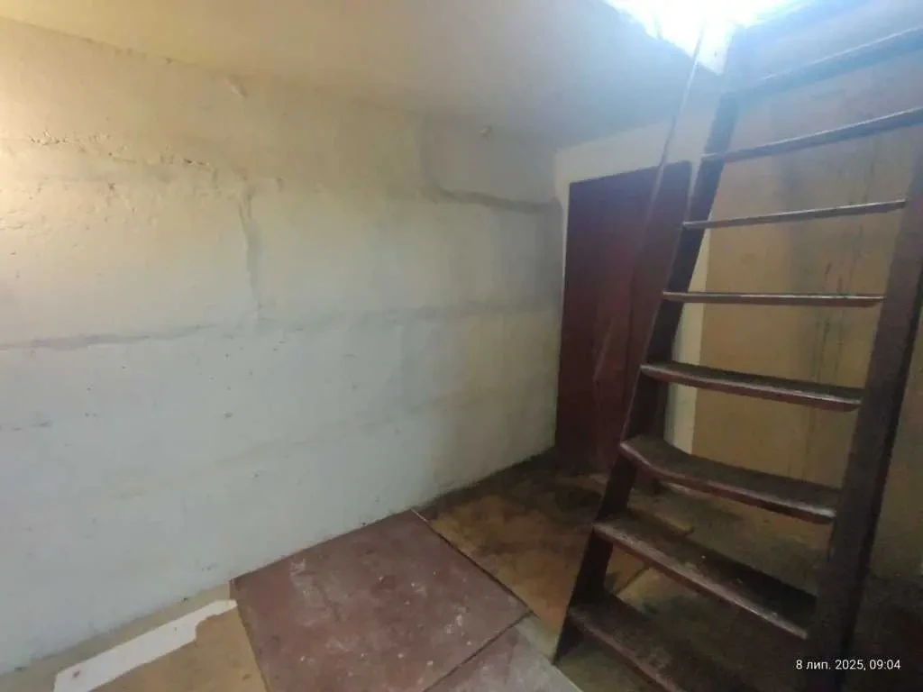 окремий гараж Київ, Деснянський, Радунська 3 11