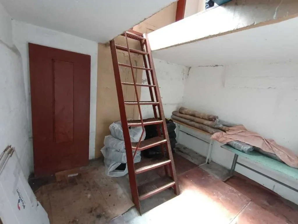 окремий гараж Київ, Деснянський, Радунська 3 21