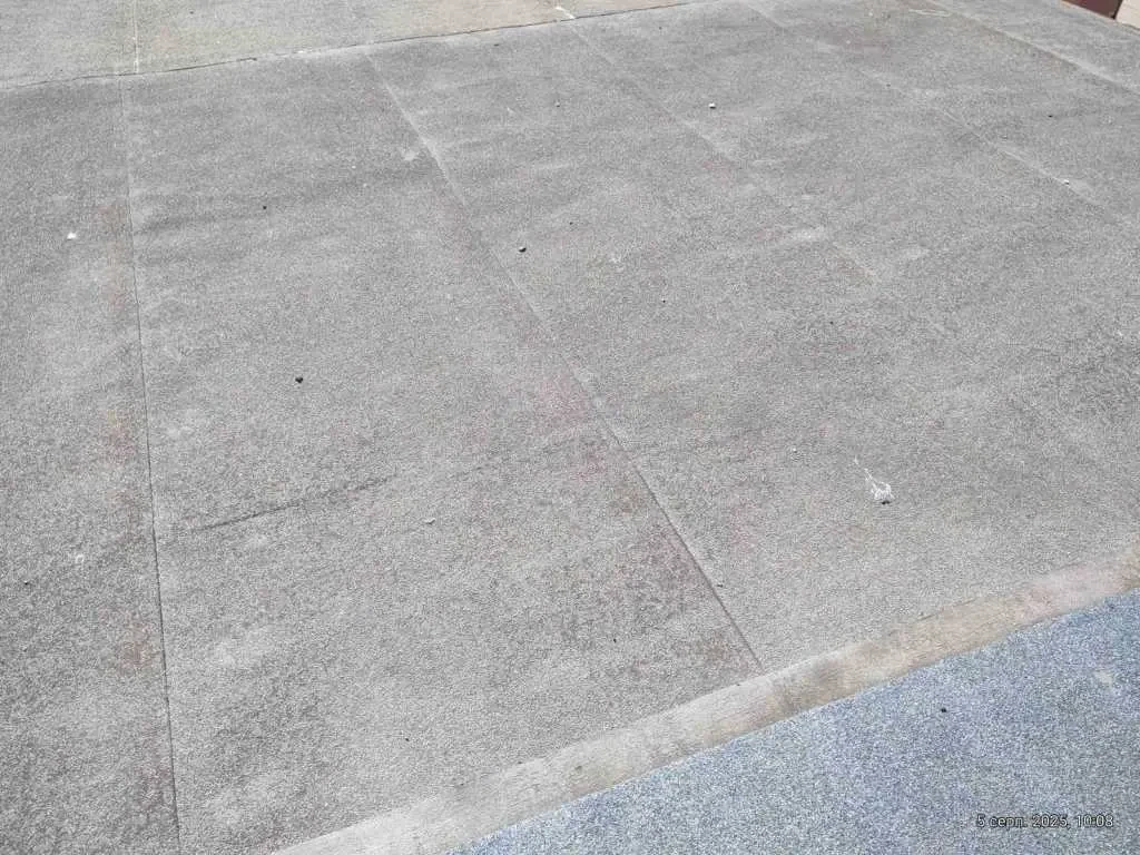 окремий гараж Київ, Деснянський, Радунська 3 5