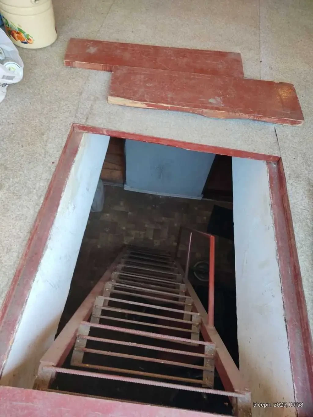 окремий гараж Київ, Деснянський, Радунська 3 12