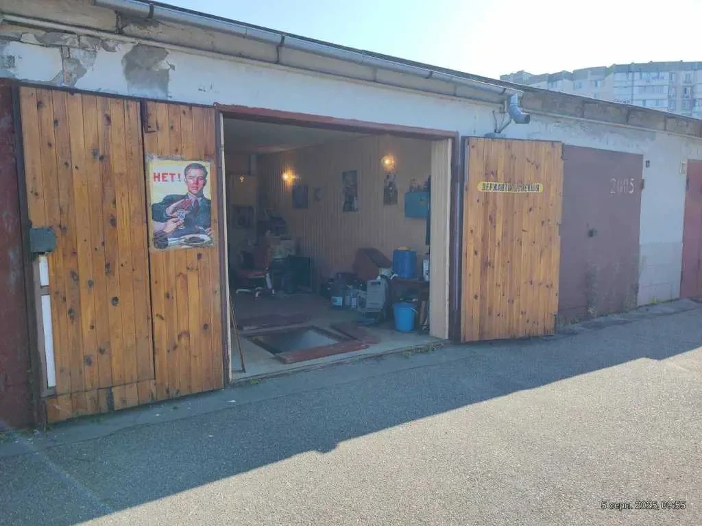 окремий гараж Київ, Деснянський, Радунська 3 20