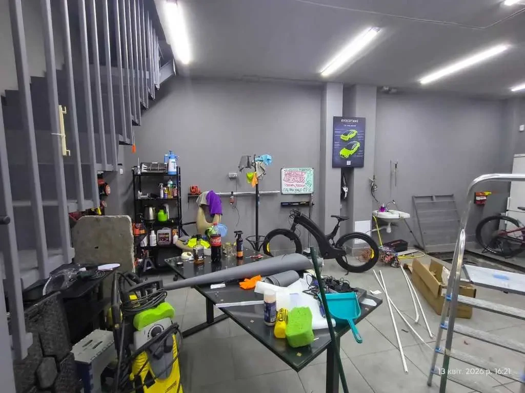 окремий гараж Київ, Деснянський, Крайня 13 4