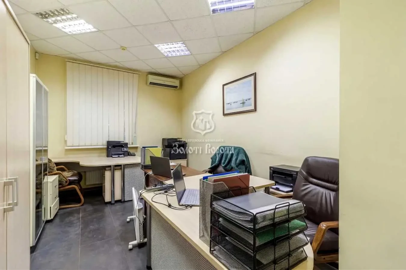 об’єкт сфери послуг Київ, Шевченківський, Дмитрівська 69