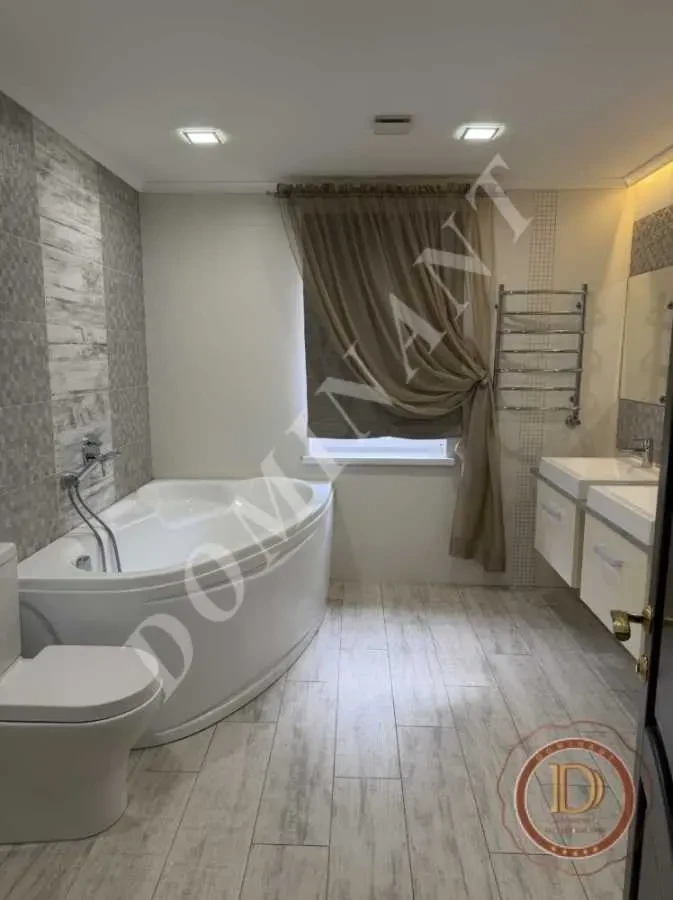 4-к будинок Запоріжжя, Заводський, Солідарності 19