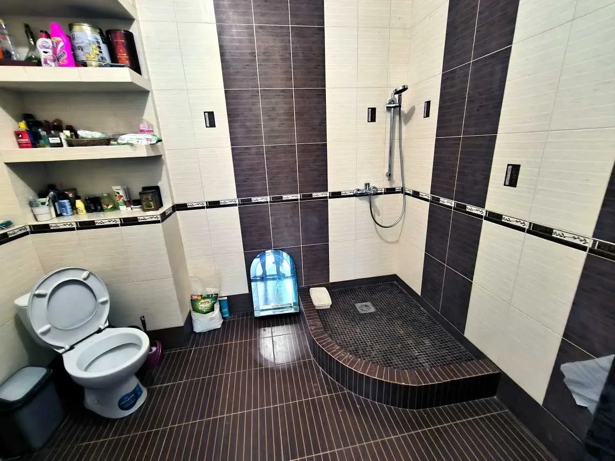 6-к дача Бучанський, Миколаївка, миколаївська 7