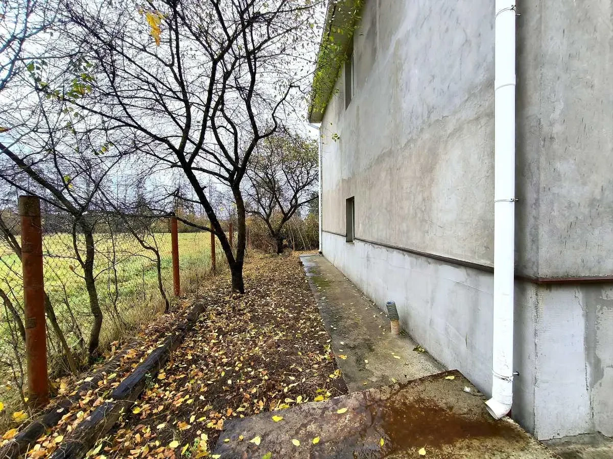 3-к будинок Бучанський, Королівка, кравченка 16