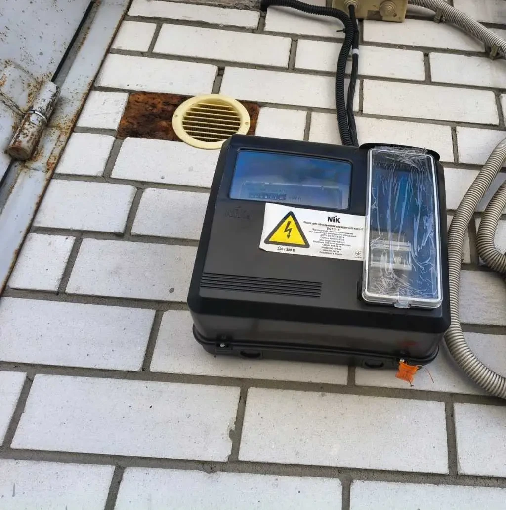 окремий гараж Київ, Деснянський, Миколи Закревського 93 24