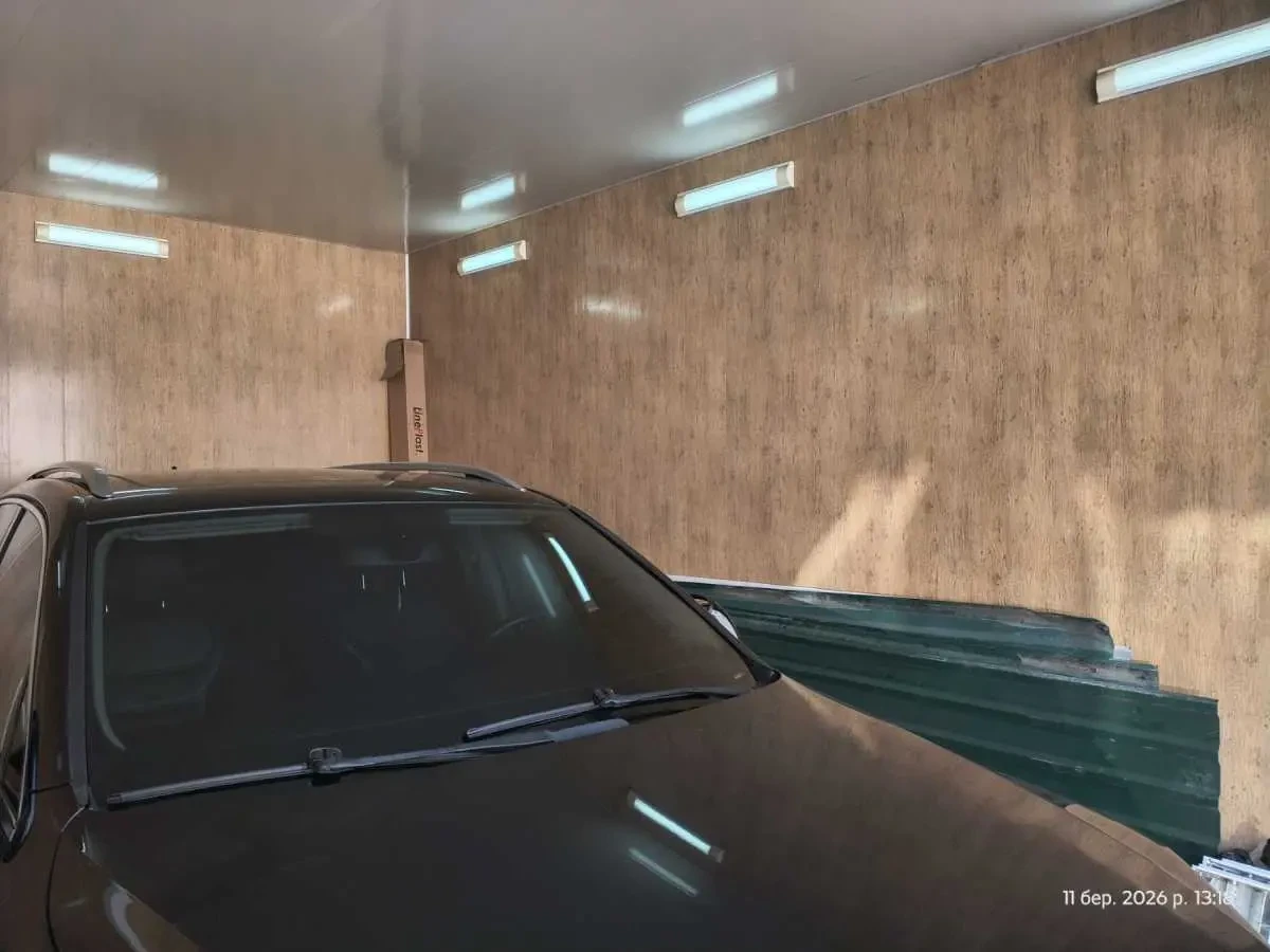 окремий гараж Київ, Деснянський, Миколи Закревського 93 25