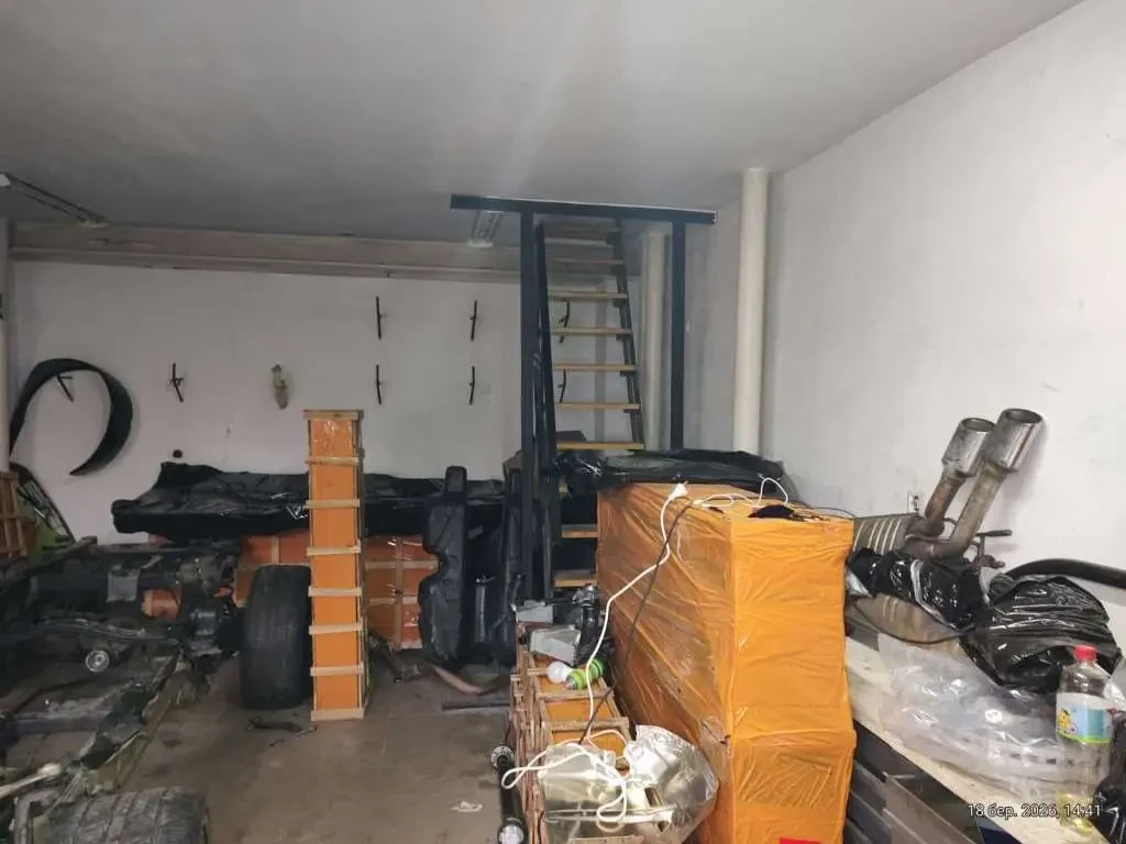 окремий гараж Київ, Деснянський, Миколи Закревського 93 8