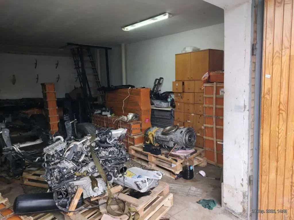 окремий гараж Київ, Деснянський, Миколи Закревського 93 11