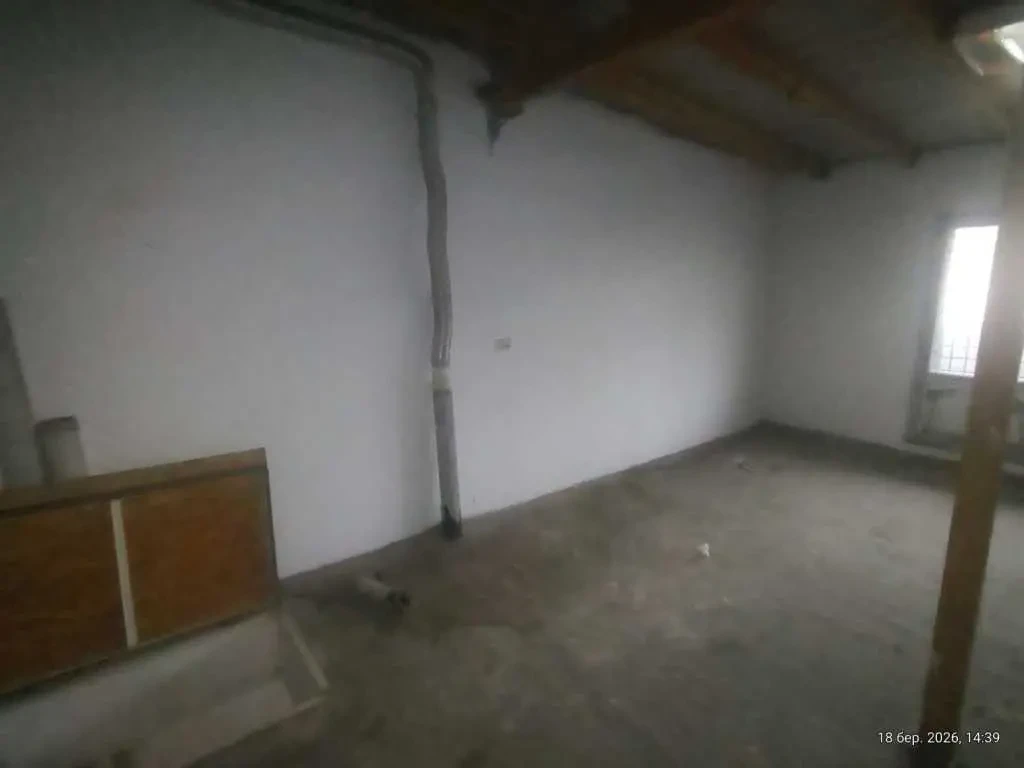 окремий гараж Київ, Деснянський, Миколи Закревського 93 18