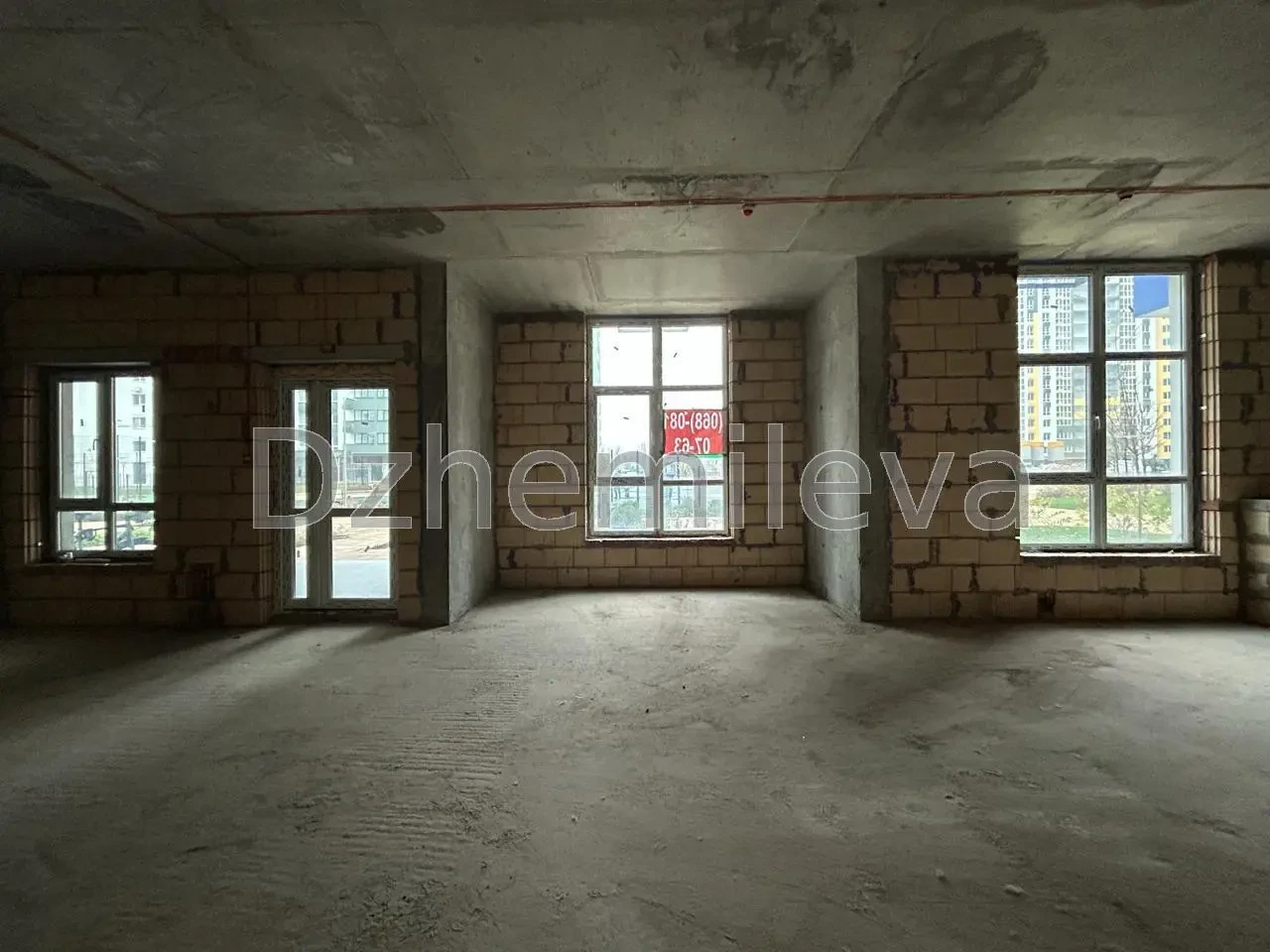 Продам Фасад комерція 70м2 1 поверх ЖК Сирецькі сади Київ Переуступка 2