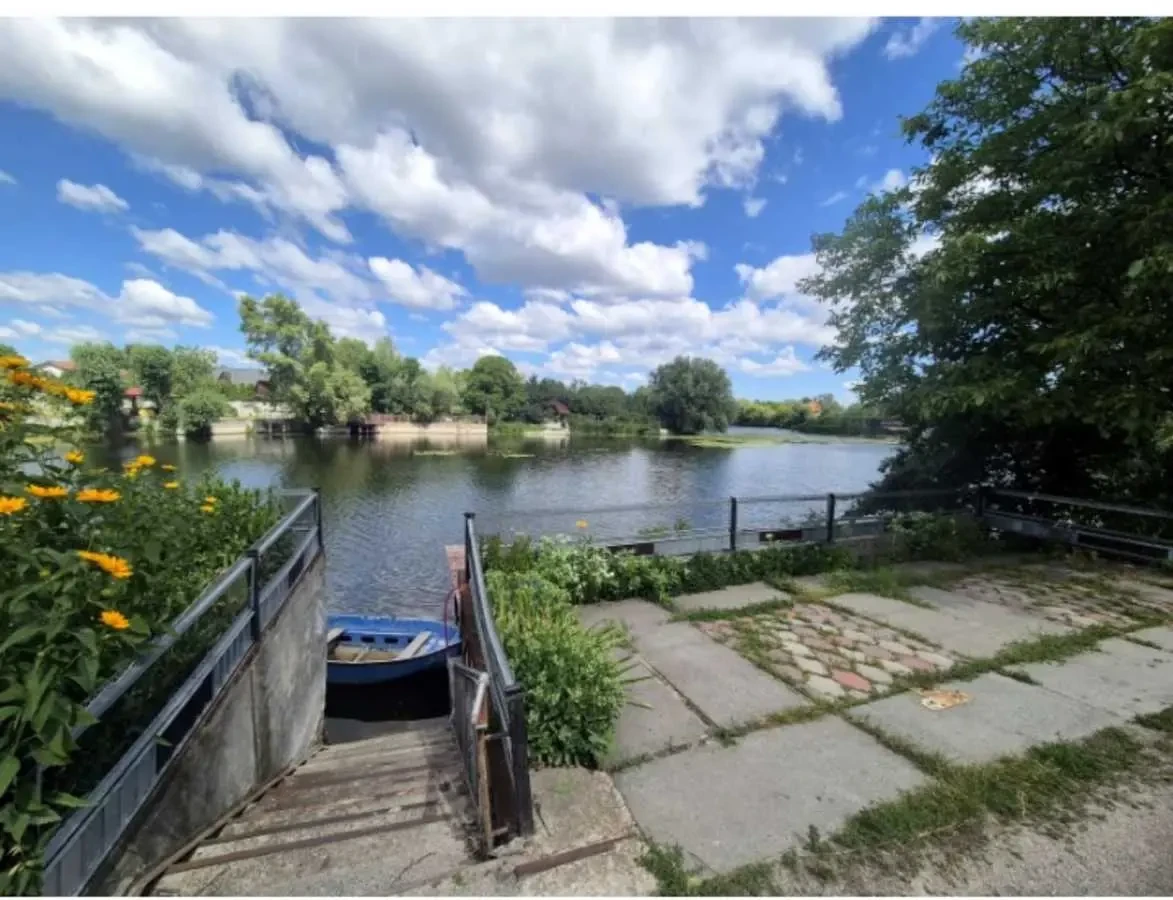 4-к дача Київ, Дарницький, Центральна 8