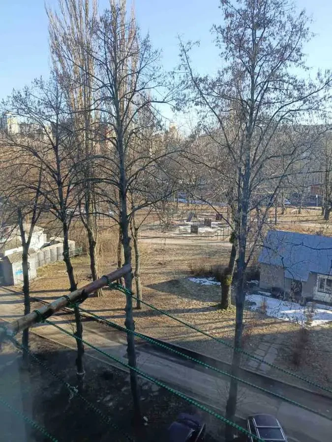 кімната Київ, Шевченківський, Івана Гонти 9 2