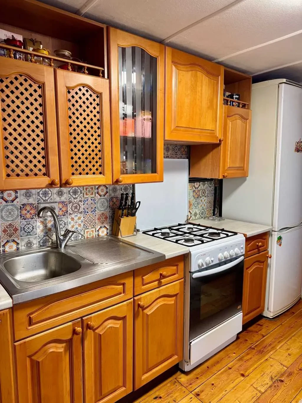 3-к будинок Бориспільський, Вишеньки, Миру 5