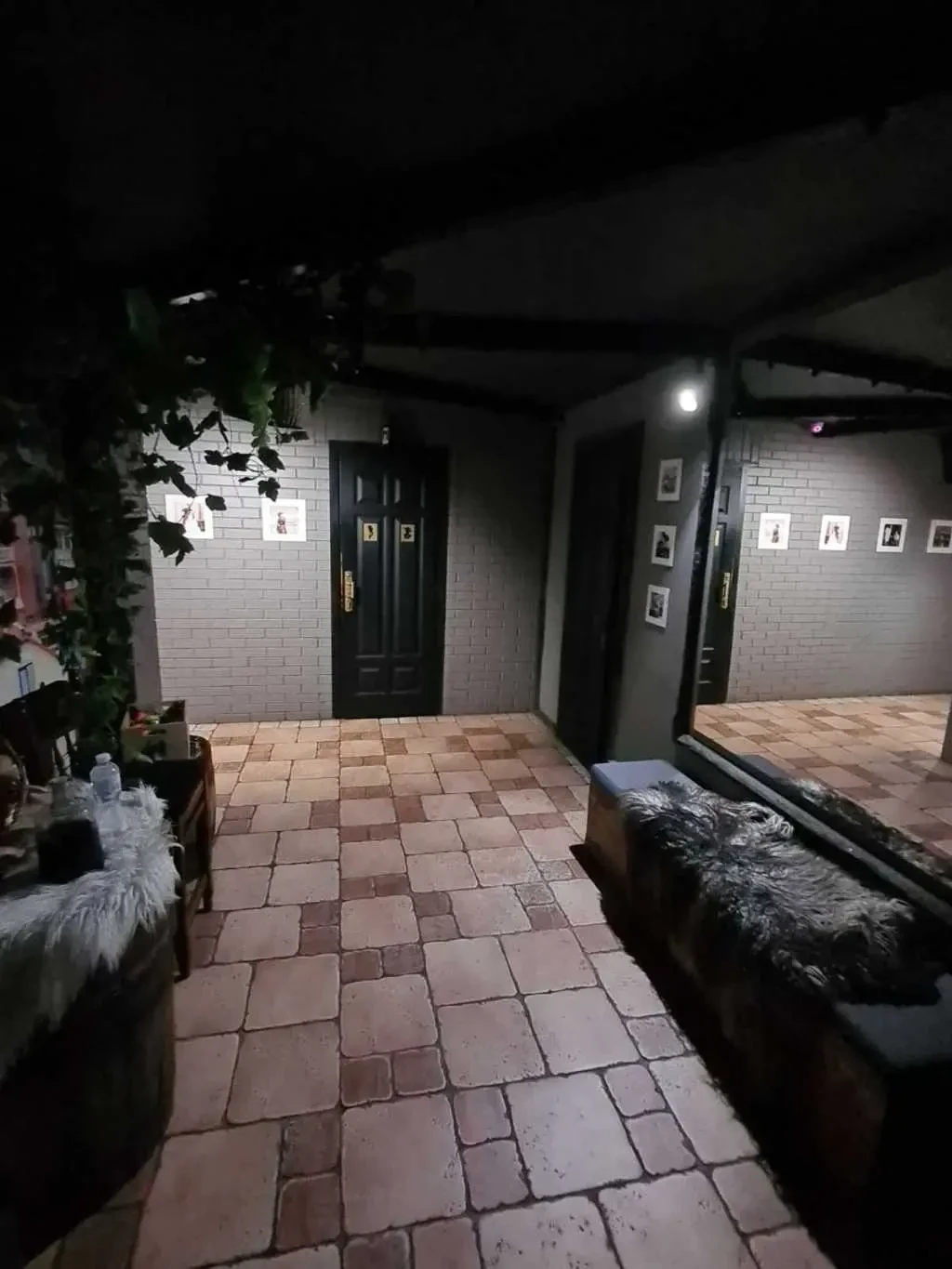 кафе, бар, ресторан Київ, Дніпровський, Павла Тичини 7 5