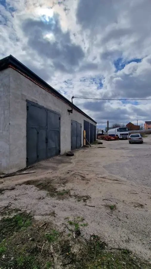 приміщення, будівлі Білоцерківський, Тараща, Вул. Хмельницького Богд.. 6