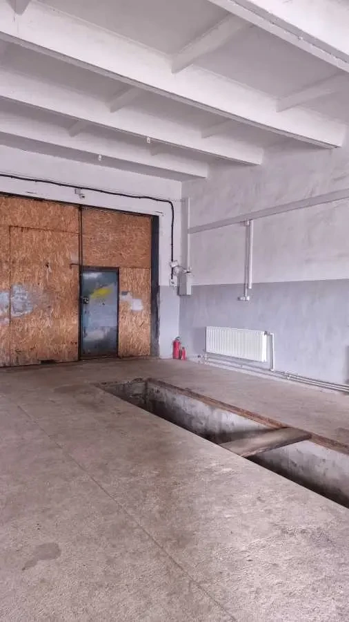 приміщення, будівлі Білоцерківський, Тараща, Вул. Хмельницького Богд.. 9