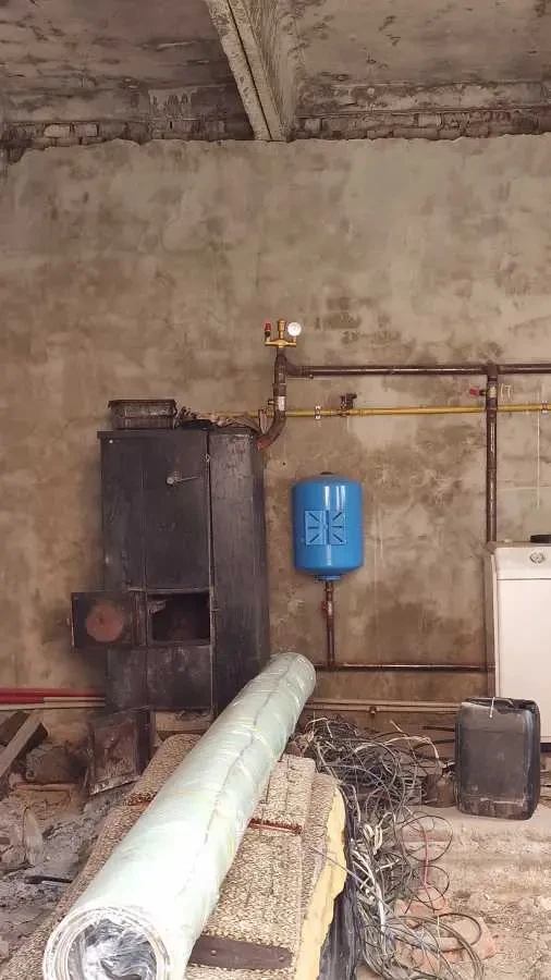 приміщення, будівлі Білоцерківський, Тараща, Вул. Хмельницького Богд.. 18