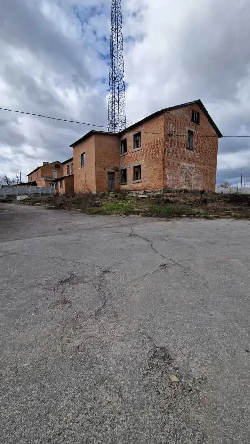 приміщення, будівлі Білоцерківський, Тараща, Вул. Хмельницького Богд.. 3