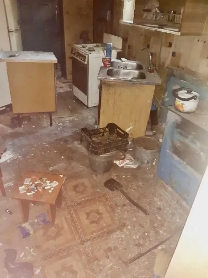 3-к будинок Київ, Дарницький, Березнева 12